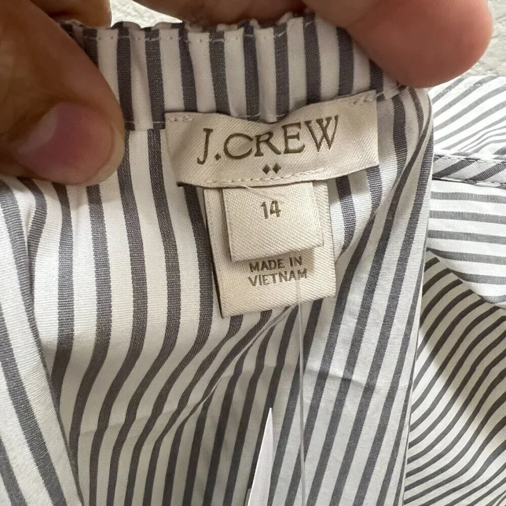 J Crew Ruffled sleeveless Grey white striped Flutter Camisole Top 14